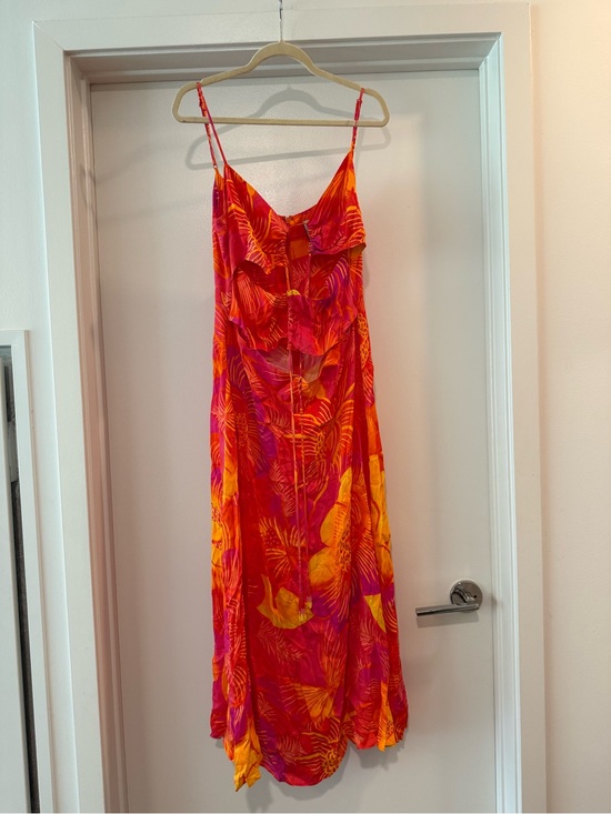 FARM Rio Dresses & Skirts - FARM Rio Vibrant Pink and Orange Tropical Midi Dress